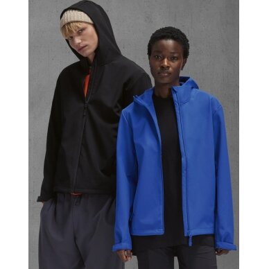 B&C JG006 Softshell jaka ar kapuci 1 B&C JG006 Softshell jaka ar kapuci 1