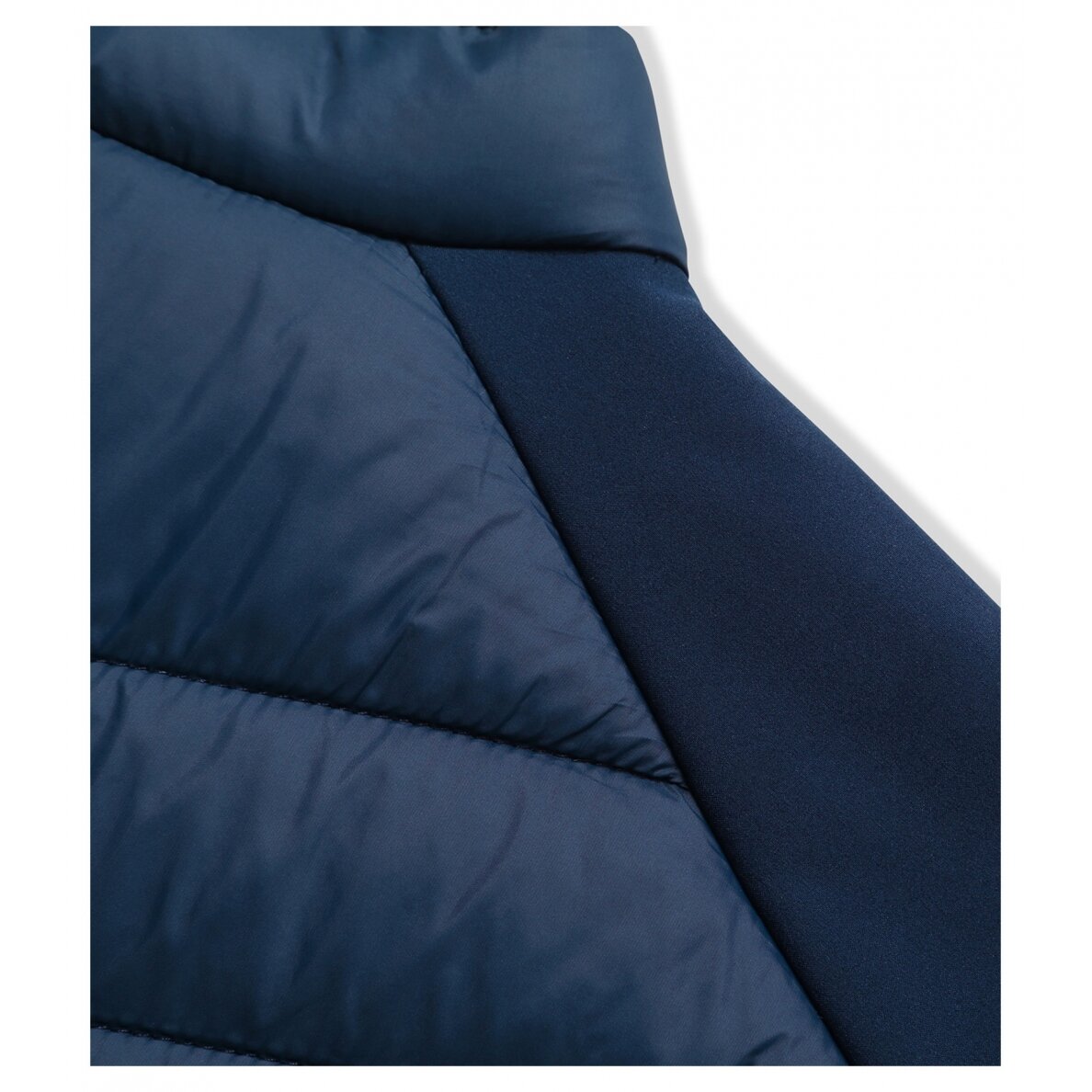 Moteriška dygsniuoto ir softshell MAL_555 audinio striukė 2 Moteriška dygsniuoto ir softshell MAL_555 audinio striukė 2